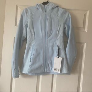NWT lululemon Cross Chill Jacket RepelShell,size 4